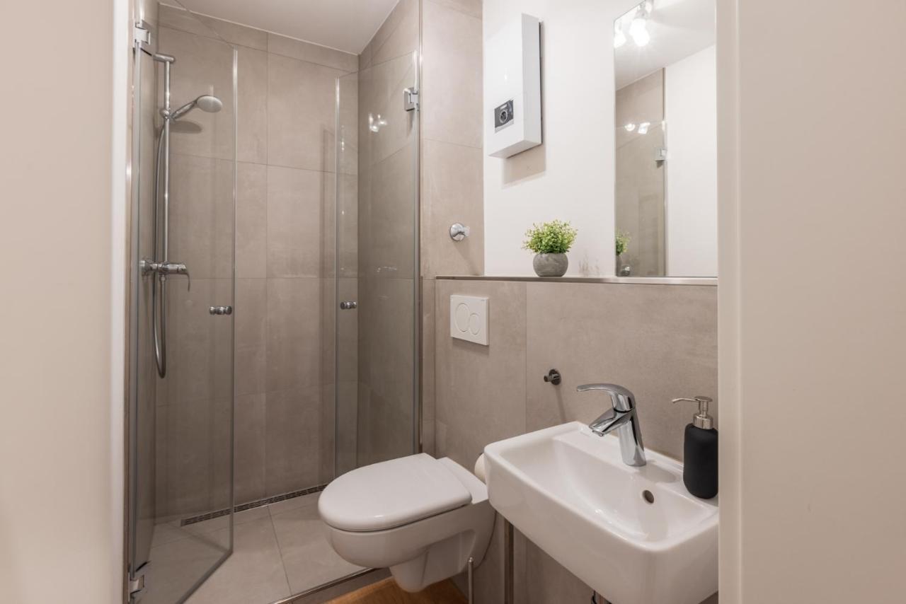 Glueck Auf Appartements Hufelandstrasse Essen Luaran gambar