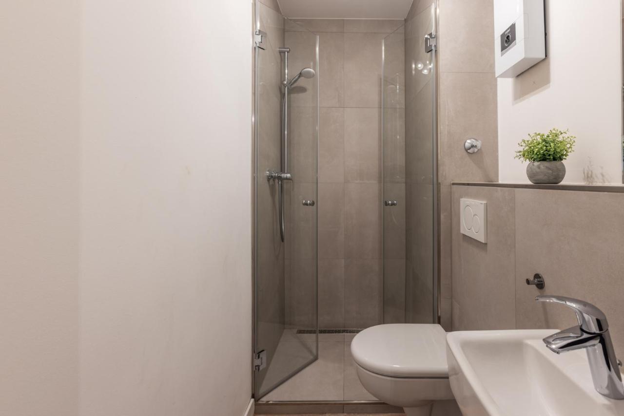 Glueck Auf Appartements Hufelandstrasse Essen Luaran gambar